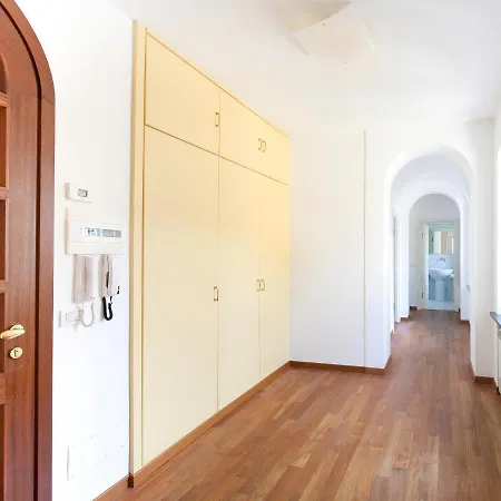 La Dolce Apartment *